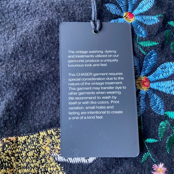 NWT CHASER Black Soft Leopard Floral Embroidered Side Tie Sweatshirt Size Medium - Picture 8 of 13